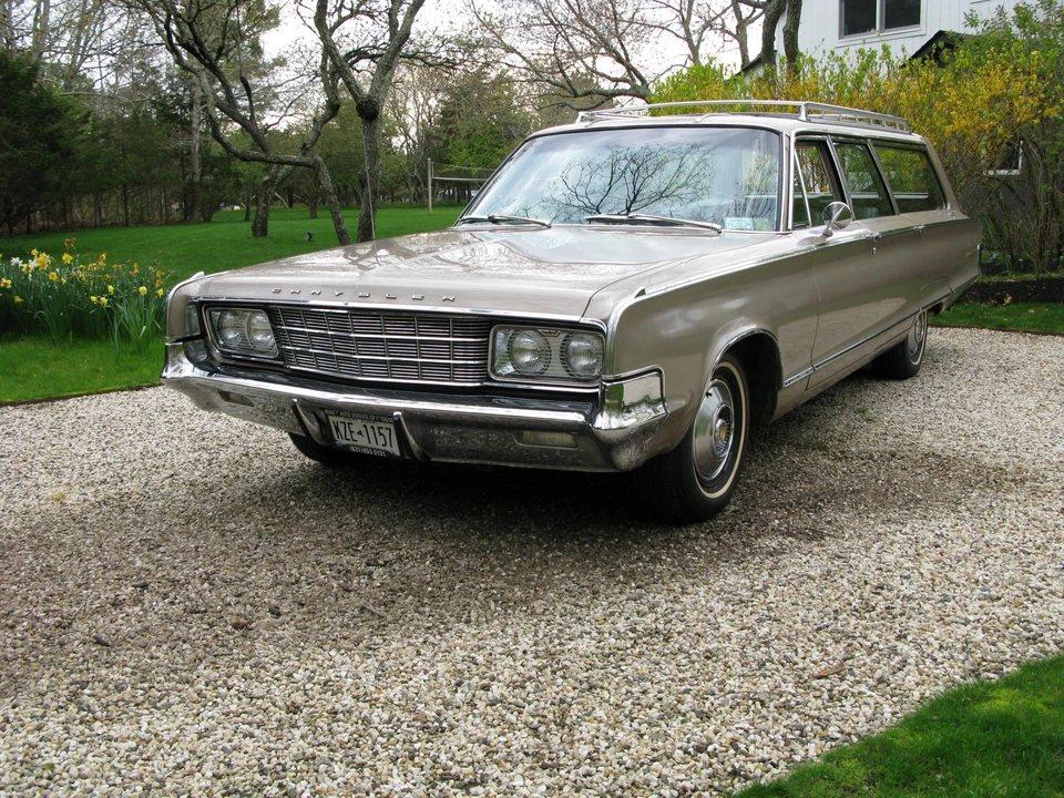 1965 Chrysler New Yorker - Image 11 of 31