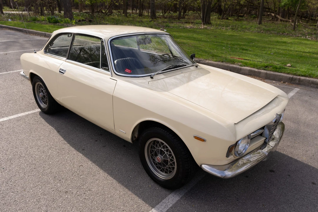 1966 Alfa Romeo GT 1300 Junior - Image 11 of 31