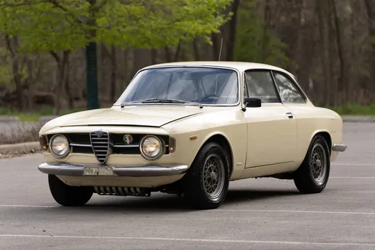 1966 Alfa Romeo GT 1300 Junior - Image 2 of 31