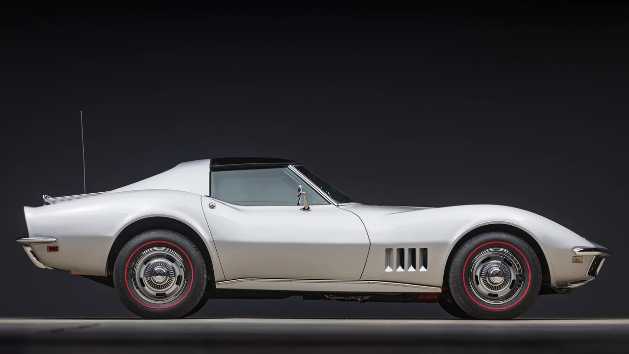 1968 Chevrolet Corvette C3 - Image 13 of 31