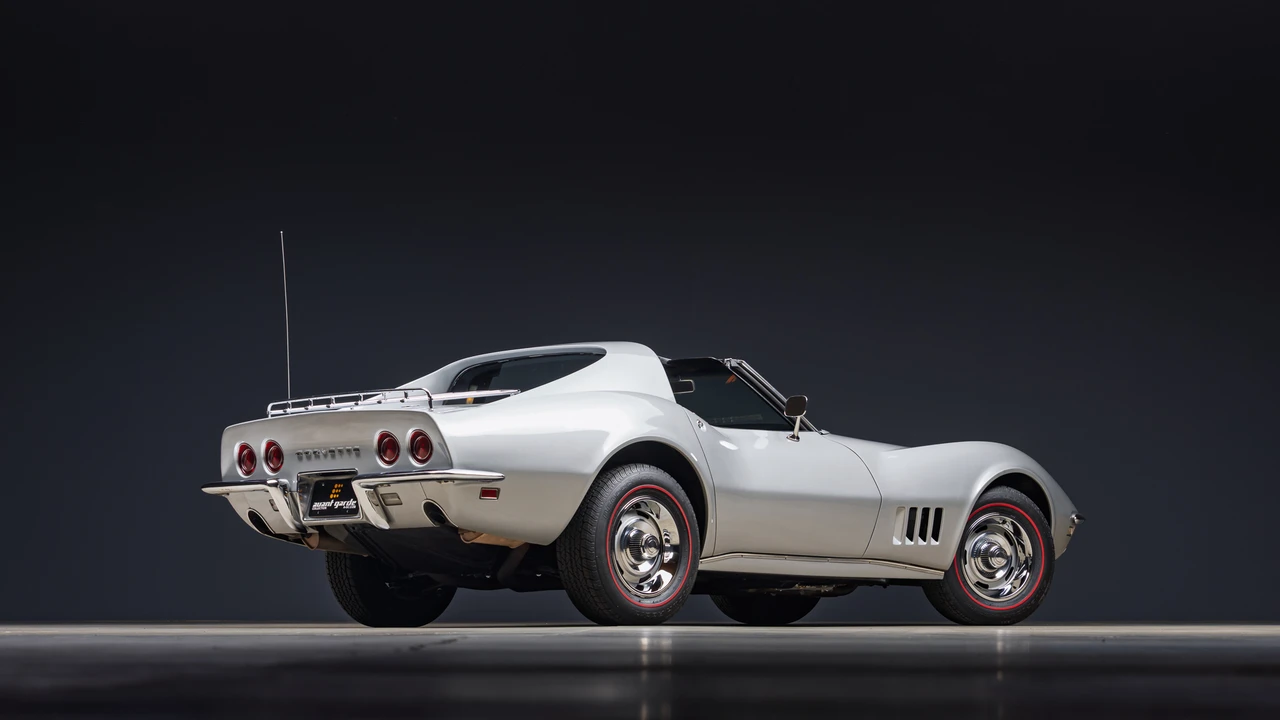 1968 Chevrolet Corvette C3 - Image 15 of 31