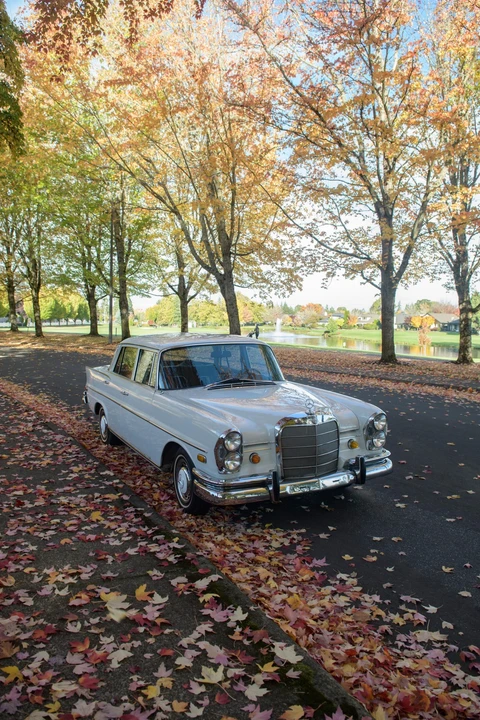 1968 Mercedes-Benz W111 Sedan - Image 6 of 31