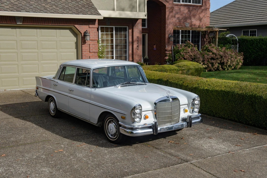 1968 Mercedes-Benz W111 Sedan - Image 20 of 31