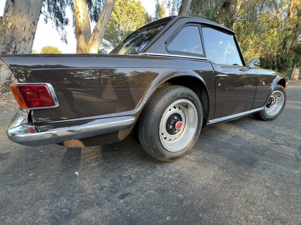 1972 Triumph TR6 (US-spec) - Image 10 of 31