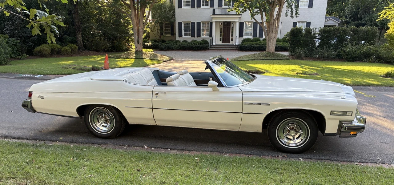 1975 Buick LeSabre - Image 7 of 31