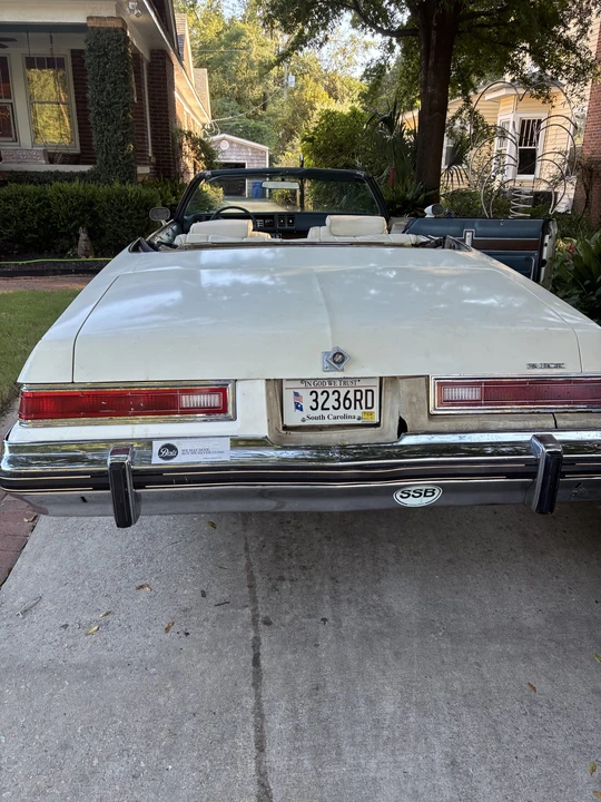 1975 Buick LeSabre - Image 14 of 31
