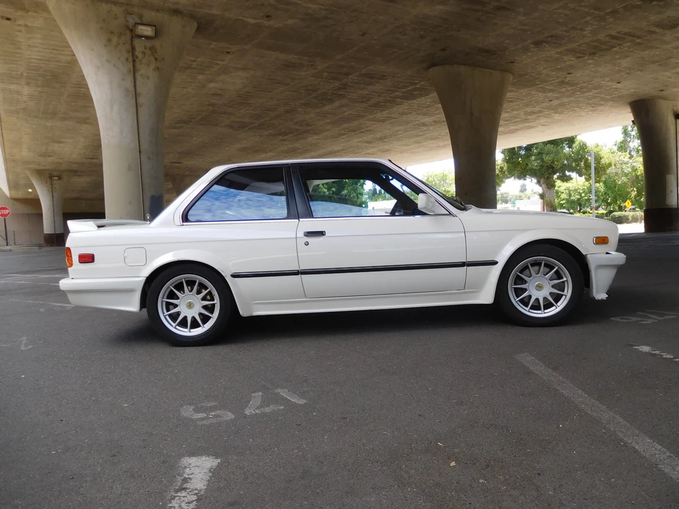 1985 BMW E30 3 Series - Image 9 of 31