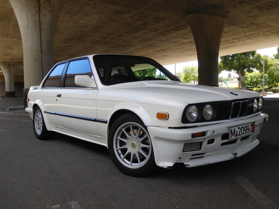 1985 BMW E30 3 Series - Image 6 of 31
