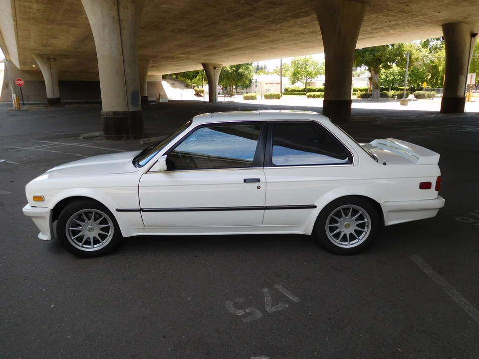 1985 BMW E30 3 Series - Image 17 of 31