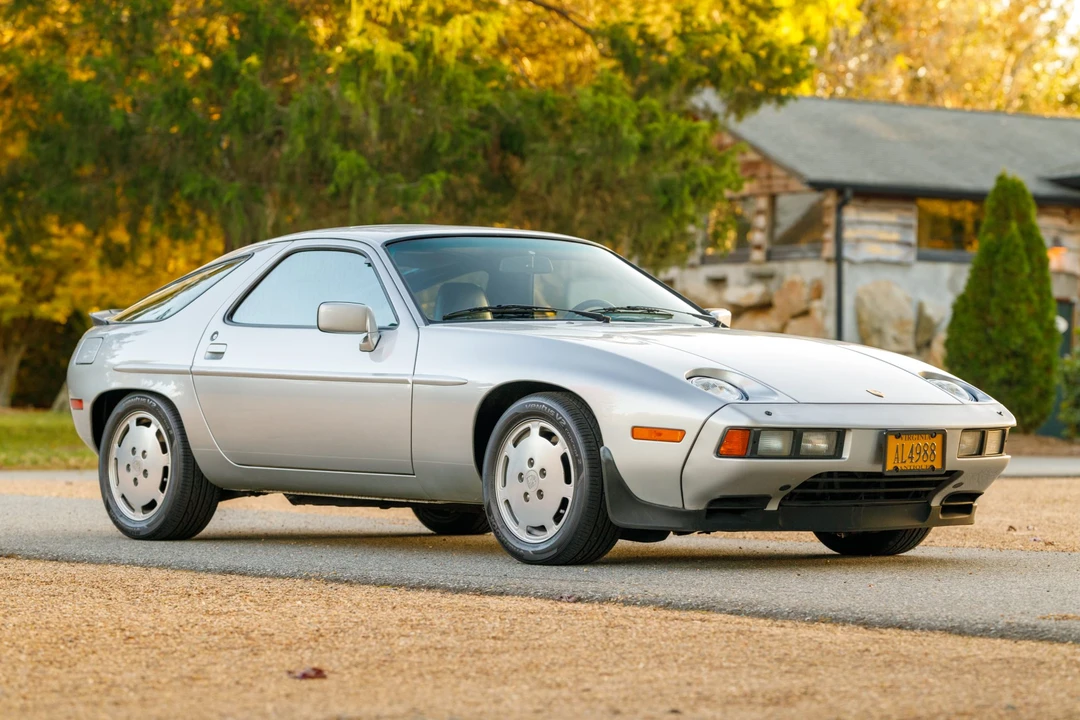 1985 Porsche 928 S - Image 10 of 31