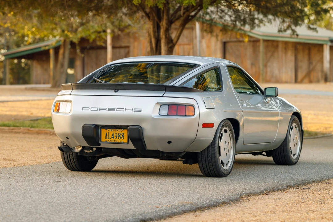 1985 Porsche 928 S - Image 21 of 31