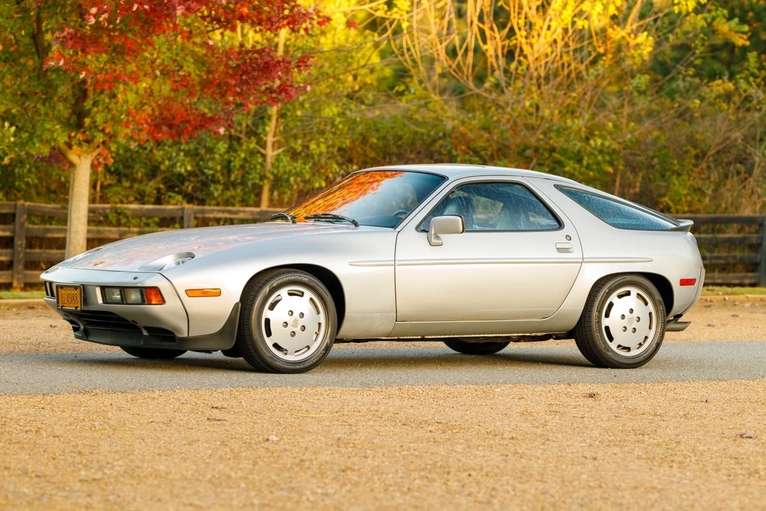 1985 Porsche 928 S - Image 3 of 31