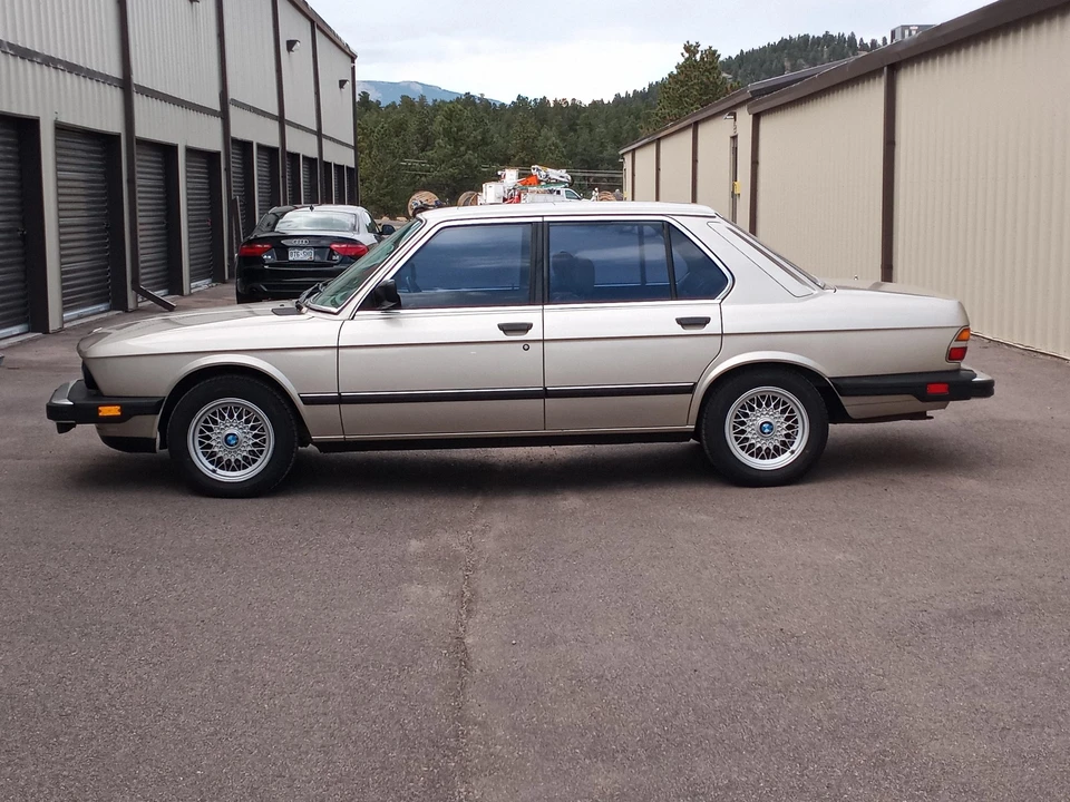 1986 BMW E28 5 Series - Image 23 of 31