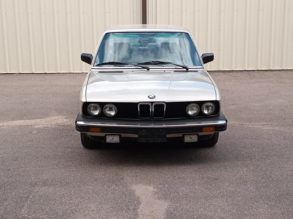 1986 BMW E28 5 Series - Image 30 of 31