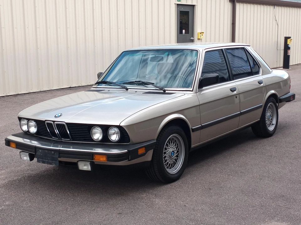 1986 BMW E28 5 Series - Image 28 of 31