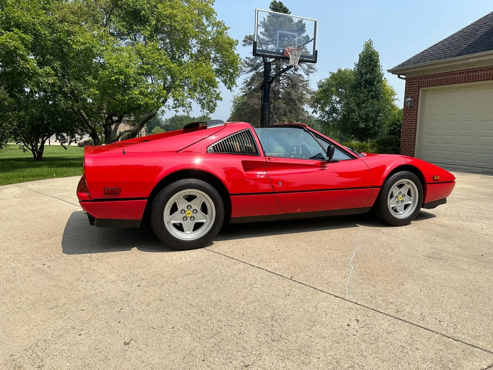 1986 Ferrari 328 GTS - Image 10 of 31