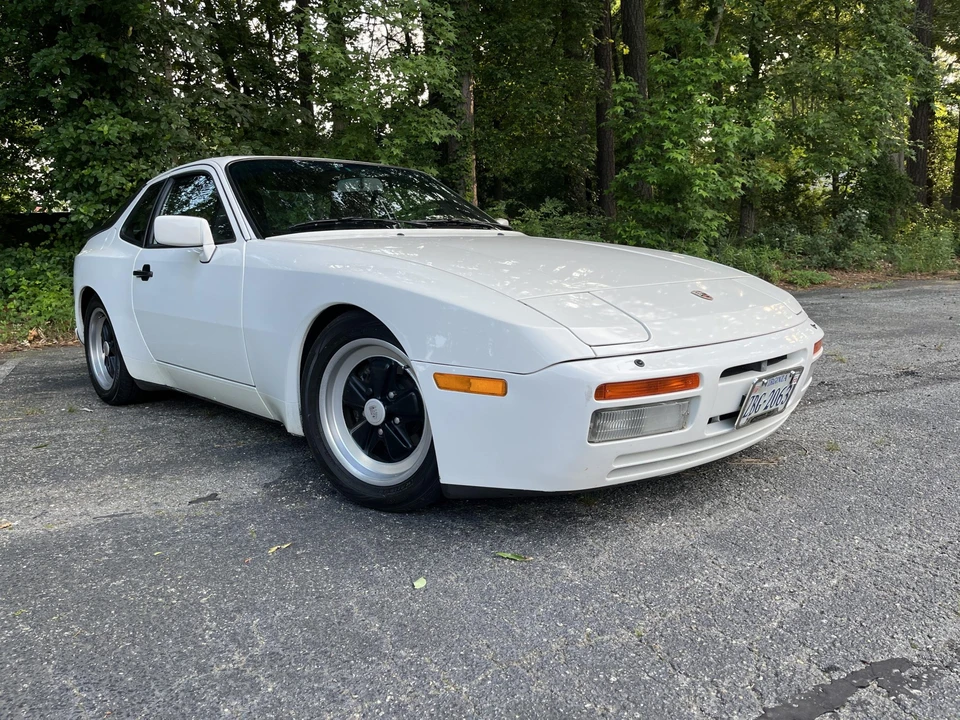 1986 Porsche 944 Turbo - Image 11 of 31