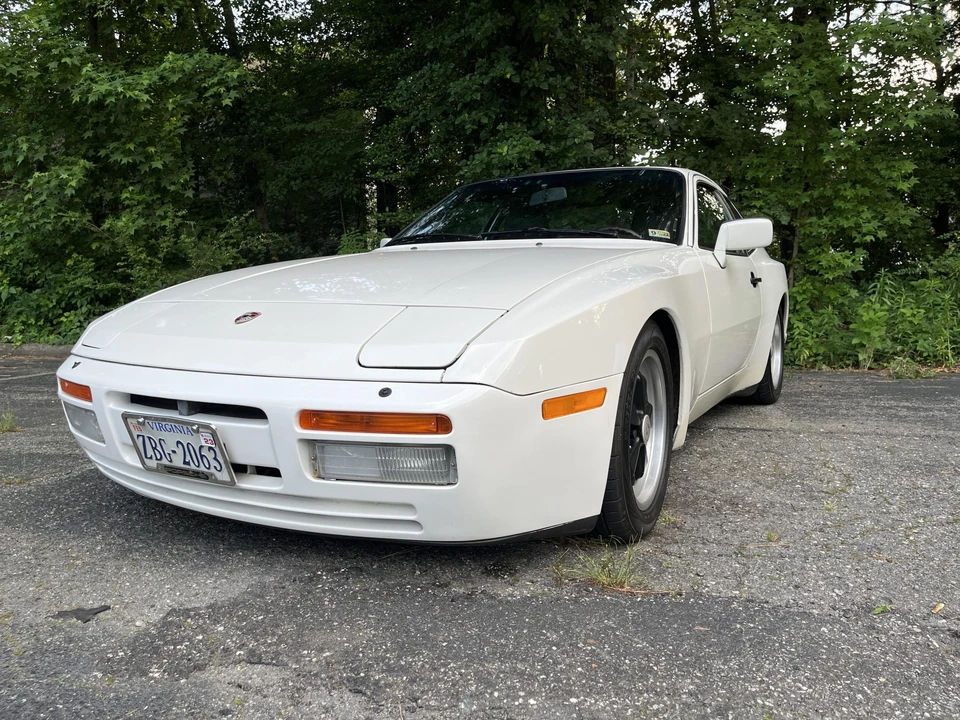 1986 Porsche 944 Turbo - Image 4 of 31