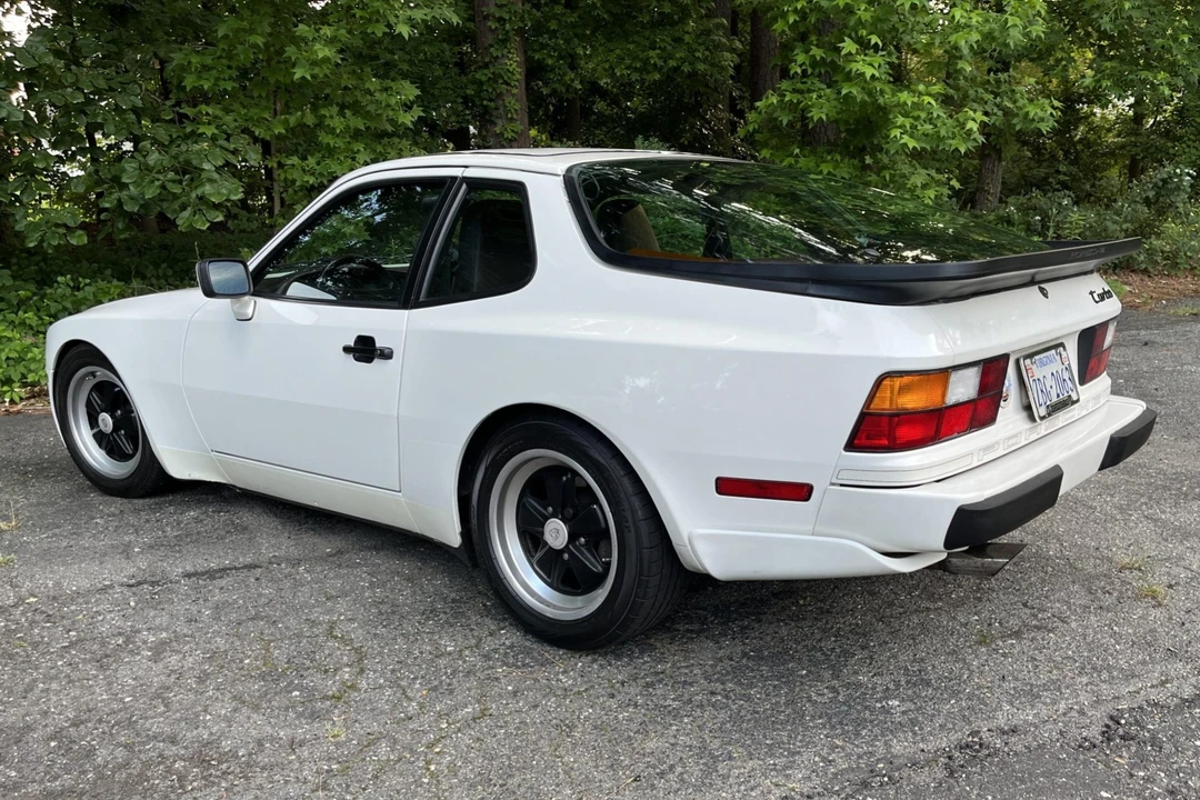 1986 Porsche 944 Turbo - Image 18 of 31