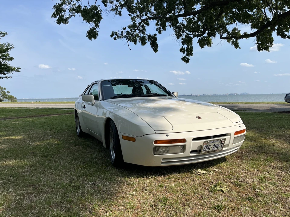 1986 Porsche 944 Turbo - Image 7 of 31