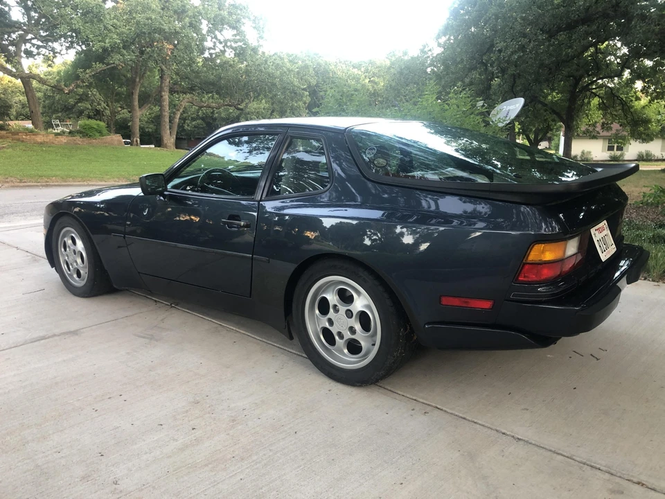 1987 Porsche 944 Turbo - Image 8 of 31