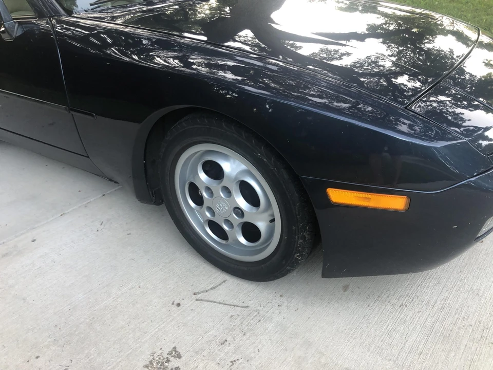 1987 Porsche 944 Turbo - Image 15 of 31