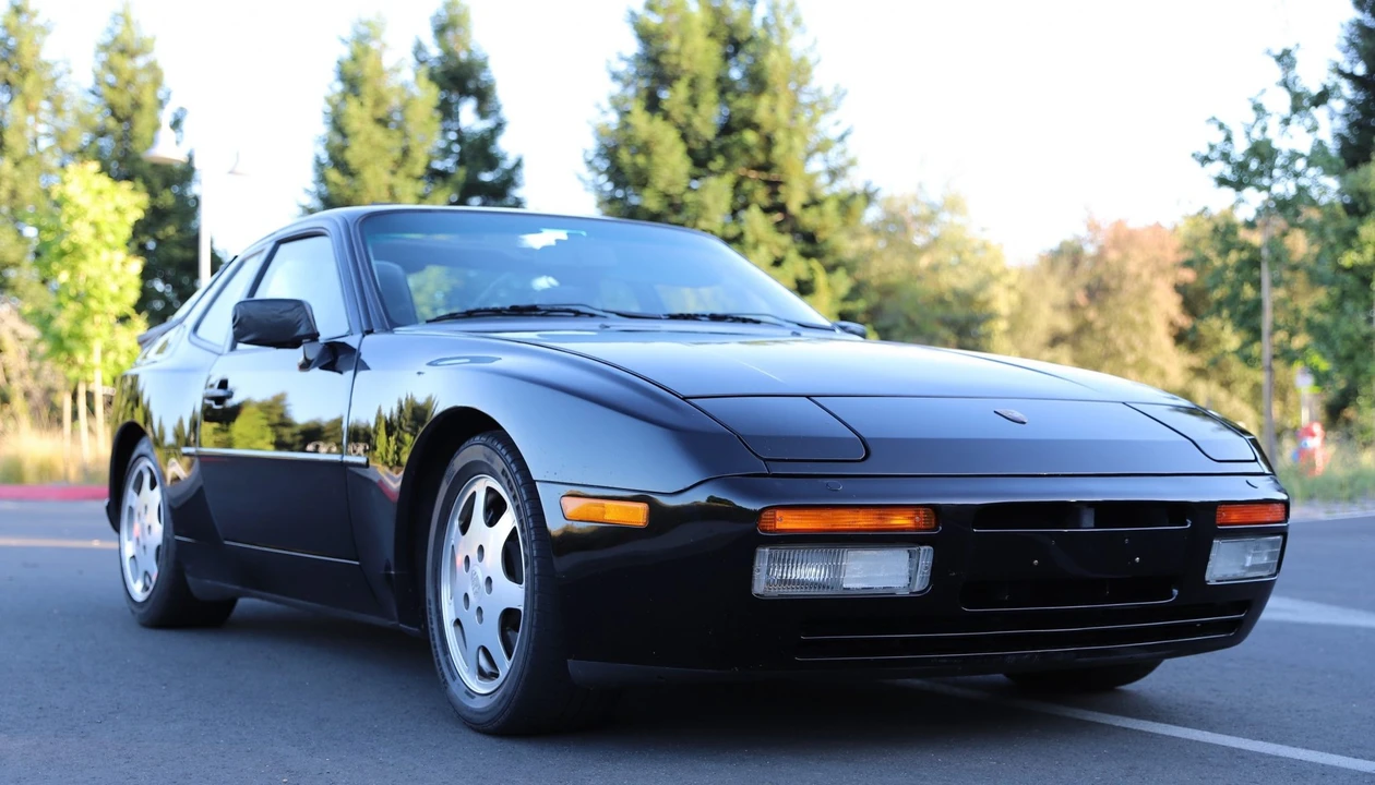 1989 Porsche 944 Turbo - Image 9 of 31