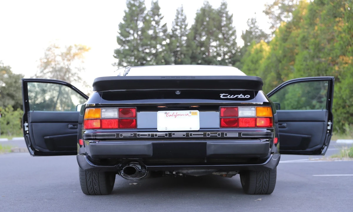 1989 Porsche 944 Turbo - Image 16 of 31