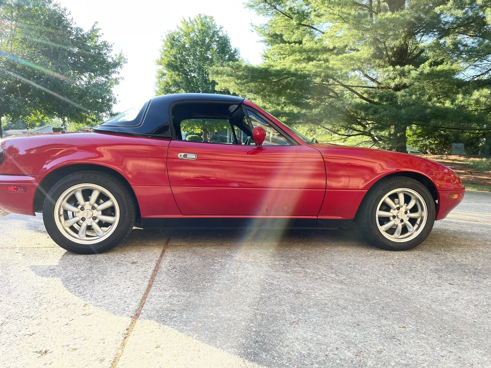 1990 Mazda NA MX-5 Miata - Image 7 of 31