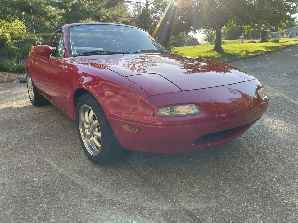 1990 Mazda NA MX-5 Miata - Image 24 of 31