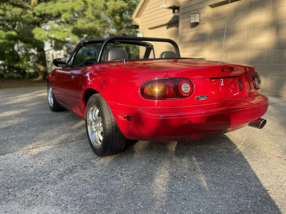 1990 Mazda NA MX-5 Miata - Image 21 of 31