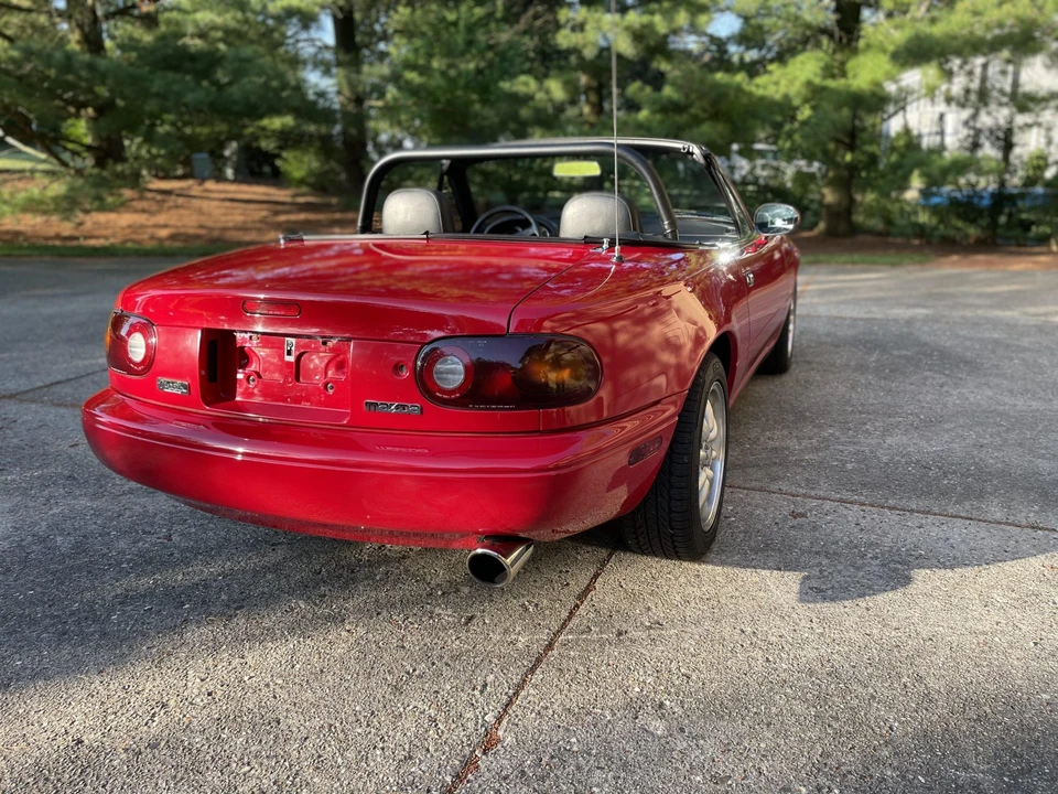 1990 Mazda NA MX-5 Miata - Image 22 of 31