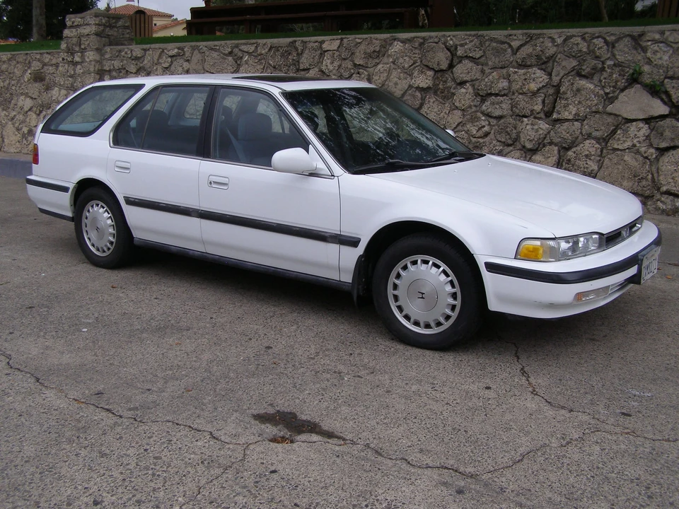 1991 Honda Accord 4th Gen - Image 10 of 31