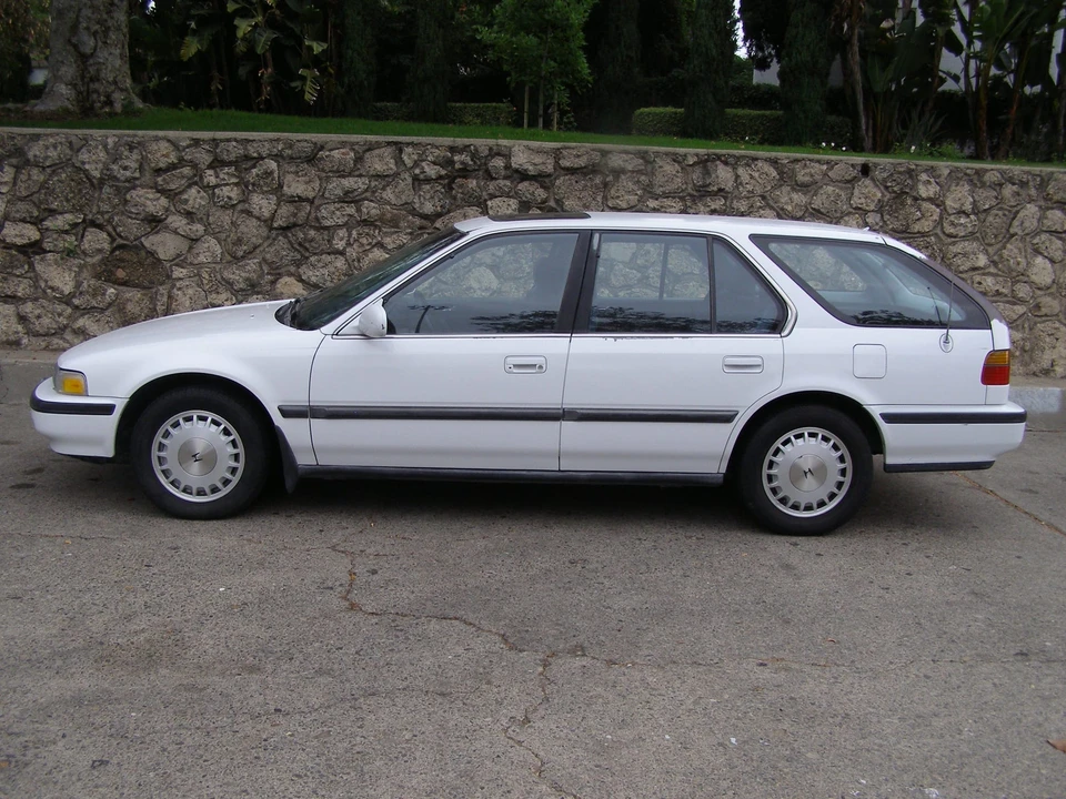 1991 Honda Accord 4th Gen - Image 22 of 31