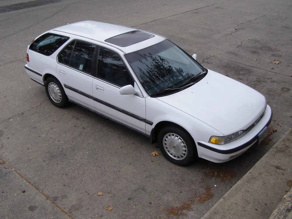 1991 Honda Accord 4th Gen - Image 11 of 31