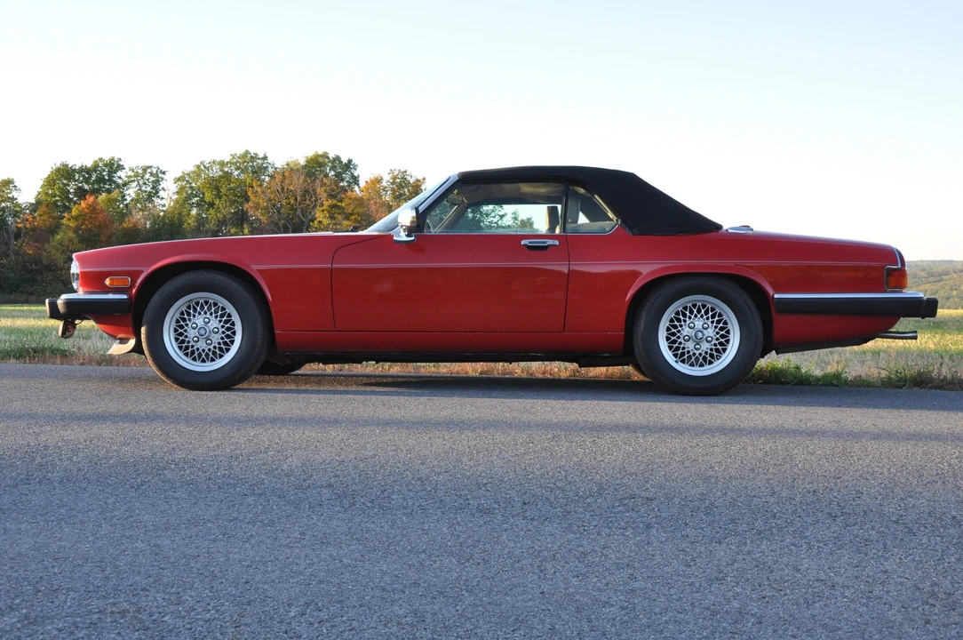 1991 Jaguar XJS Convertible - Image 11 of 31