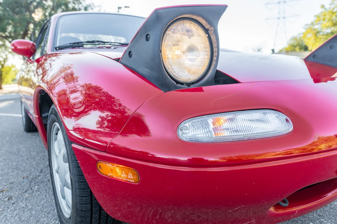 1992 Mazda NA MX-5 Miata - Image 26 of 31