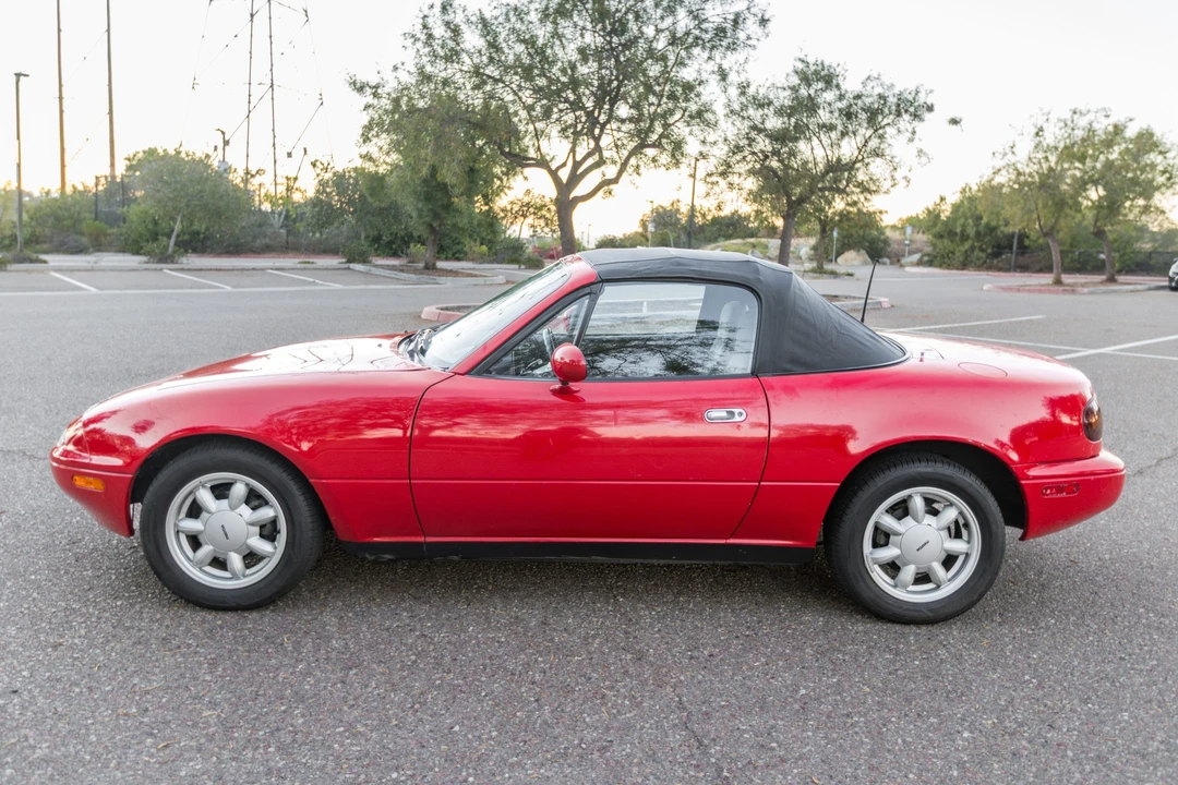 1992 Mazda NA MX-5 Miata - Image 16 of 31