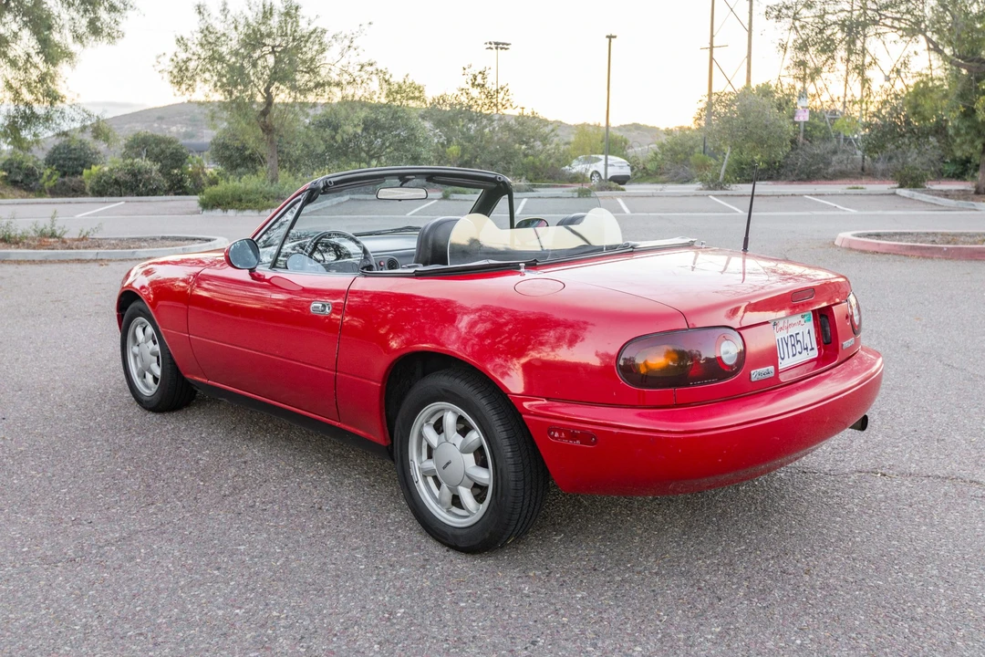 1992 Mazda NA MX-5 Miata - Image 7 of 31