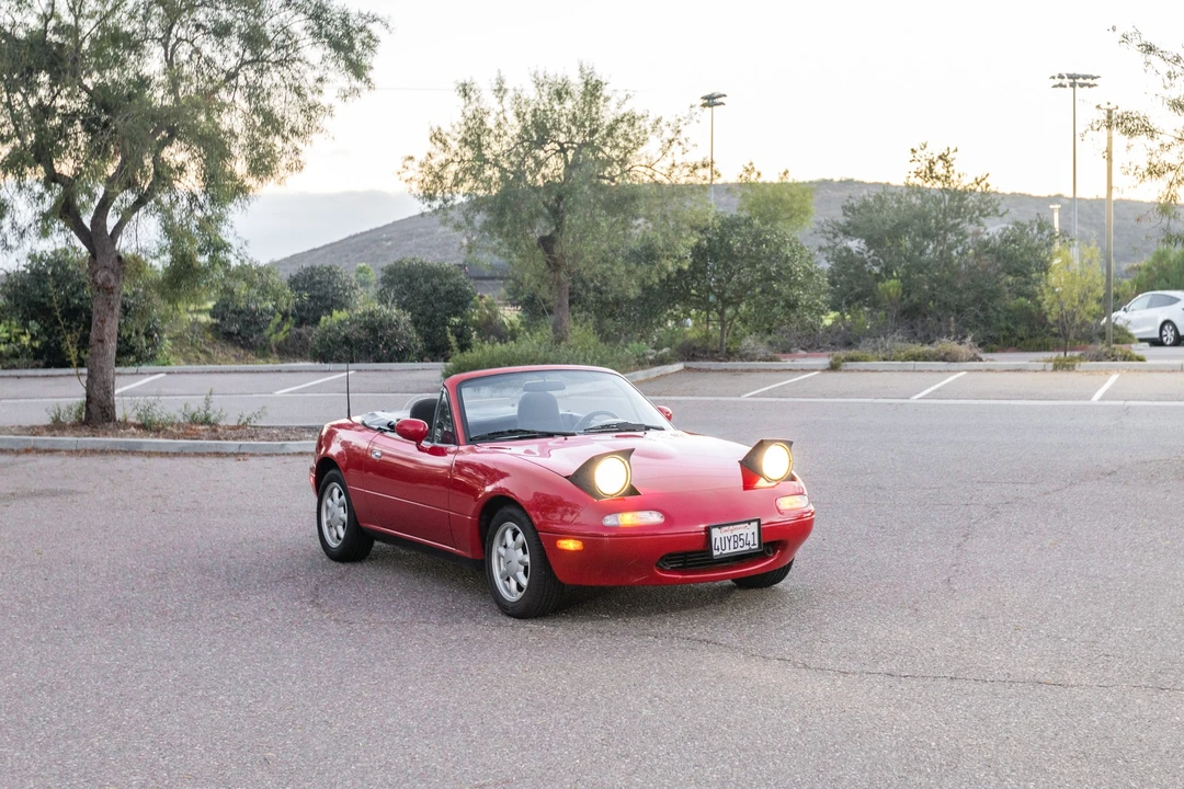 1992 Mazda NA MX-5 Miata - Image 18 of 31