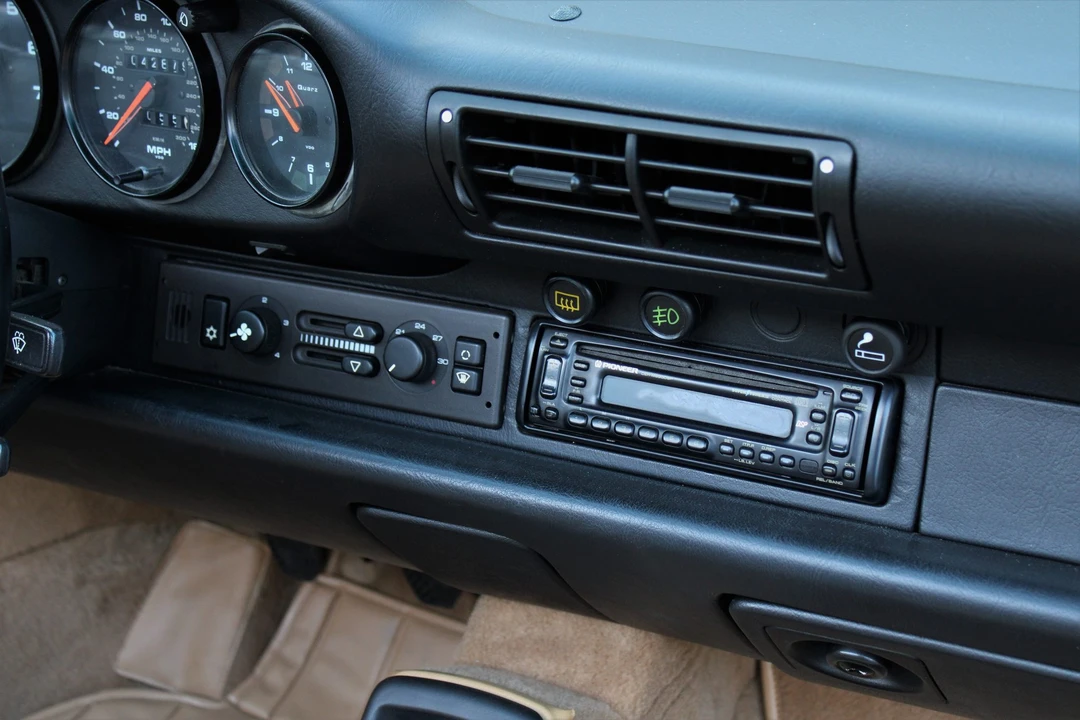 1992 Porsche 964 Carrera - Image 26 of 31