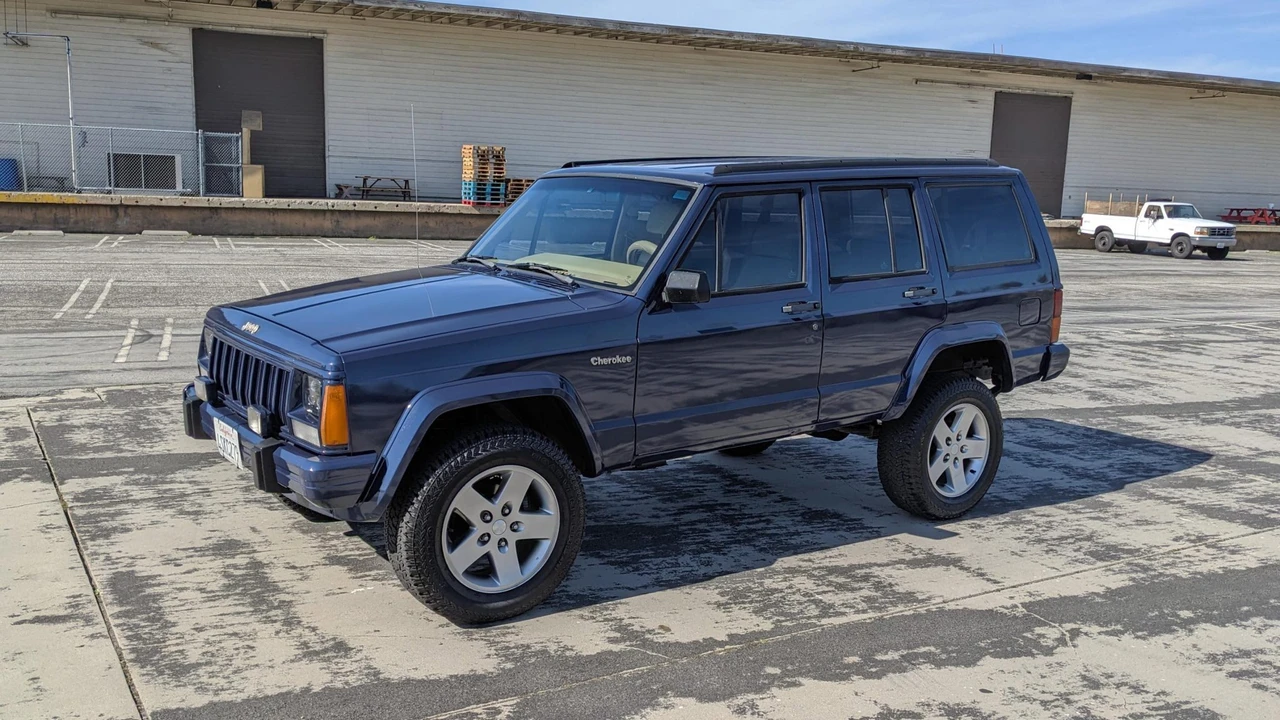 1993 Jeep XJ Cherokee - Image 4 of 31
