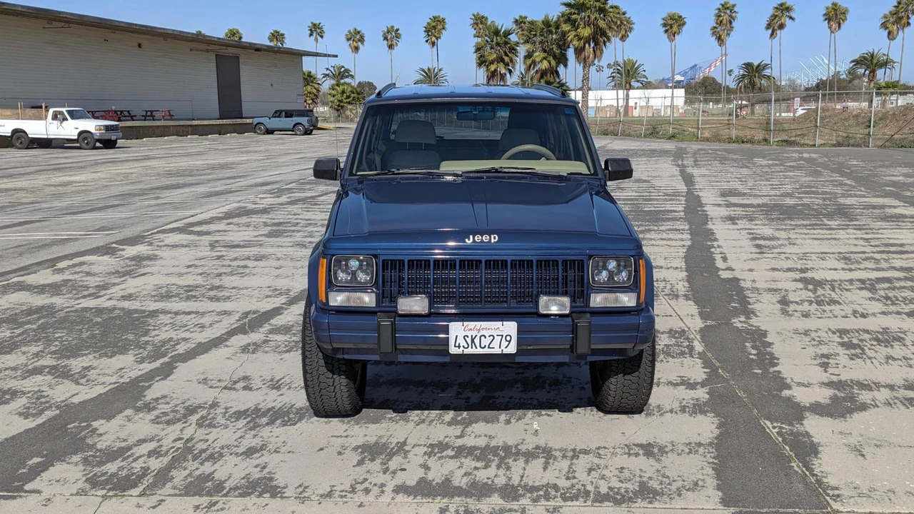 1993 Jeep XJ Cherokee - Image 20 of 31