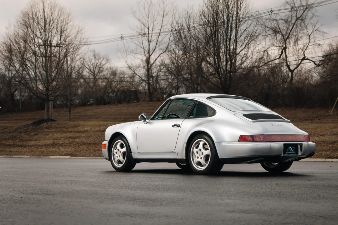 1994 Porsche 964 Carrera 4 - Image 15 of 31