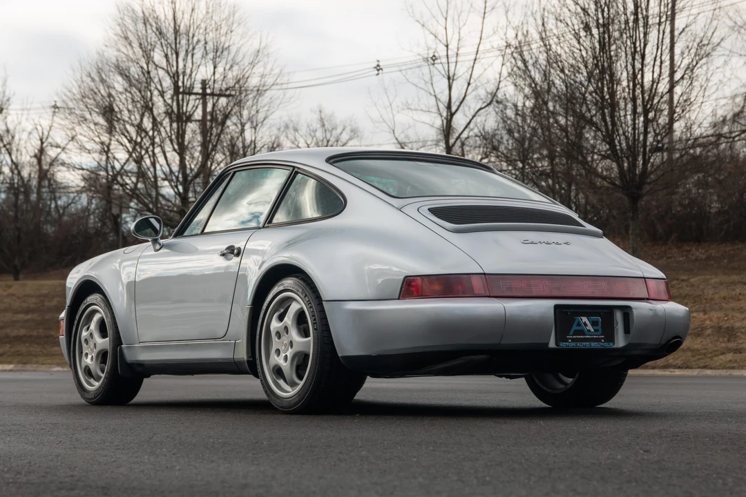 1994 Porsche 964 Carrera 4 - Image 19 of 31