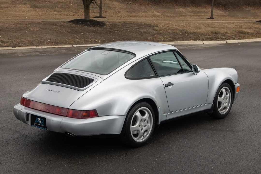 1994 Porsche 964 Carrera 4 - Image 24 of 31