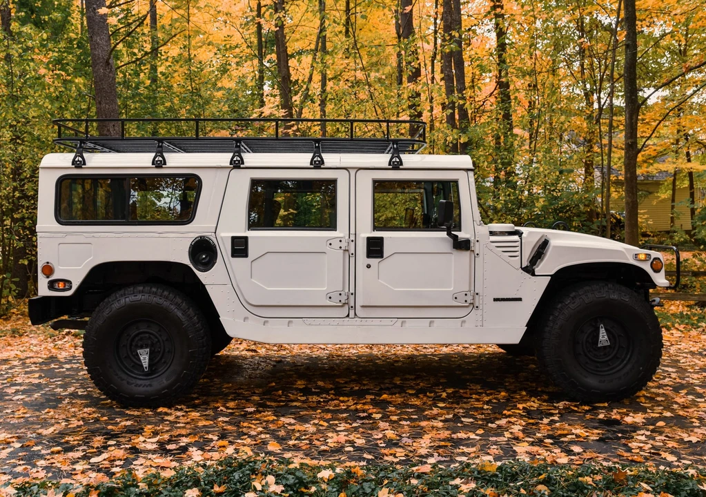 1995 Hummer Hummer H1 - Image 2 of 31
