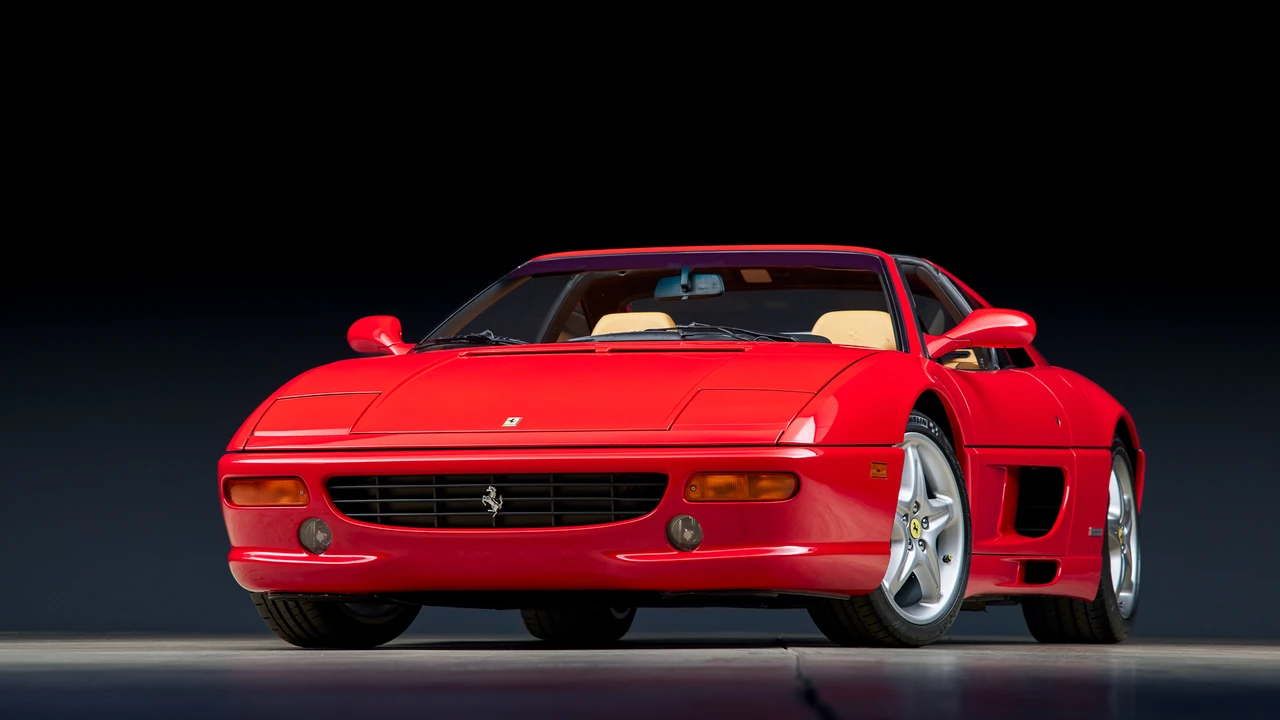 1995 Ferrari F355 GTS - Image 2 of 31