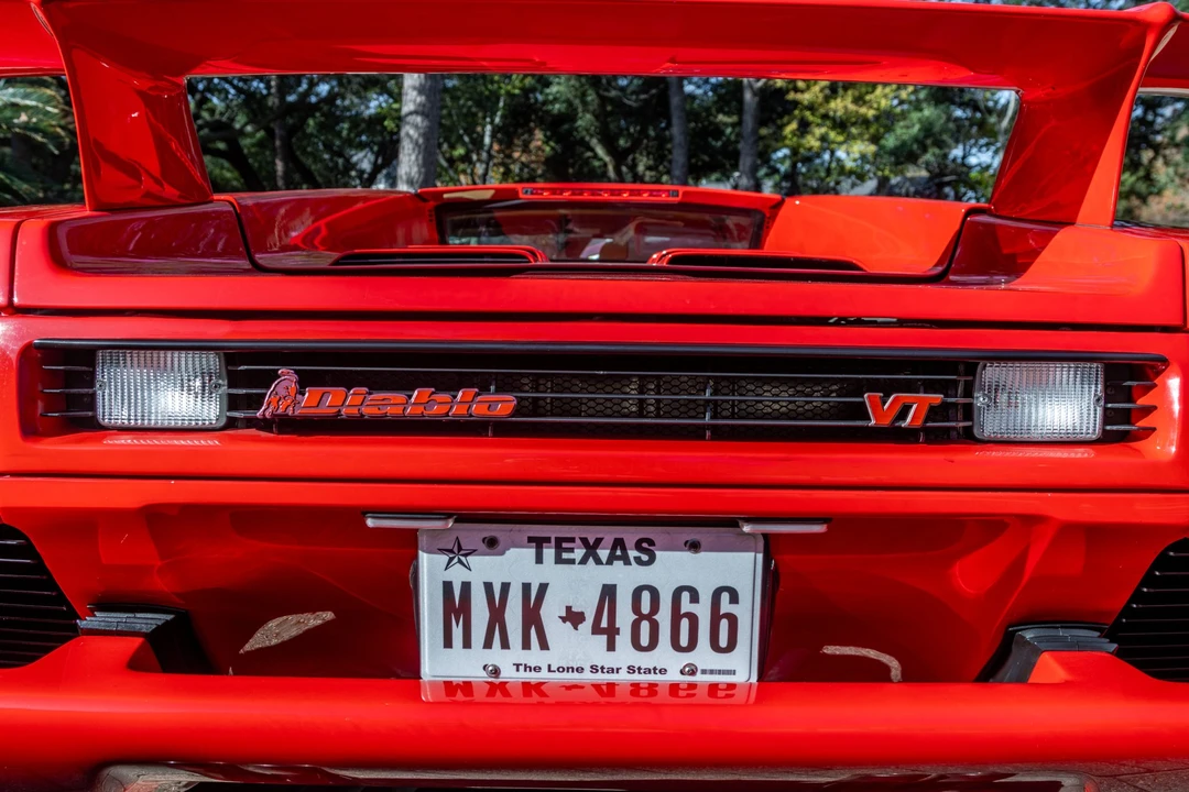 1995 Lamborghini Diablo VT - Image 24 of 31