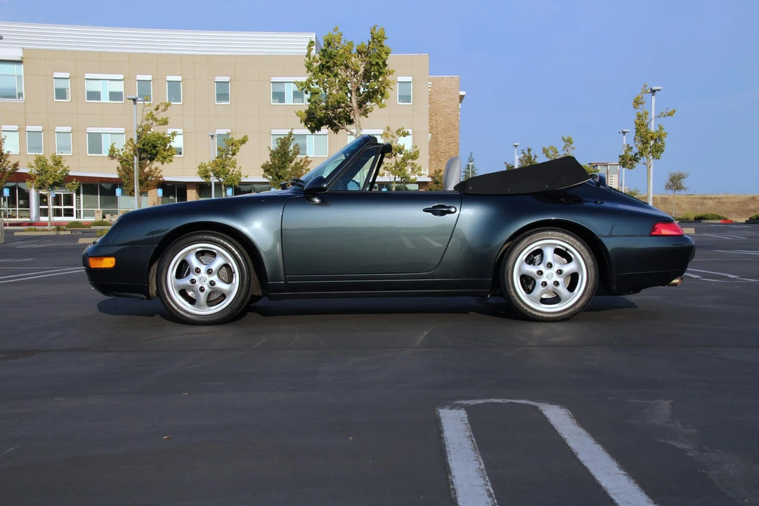 1995 Porsche 993 Carrera - Image 4 of 31
